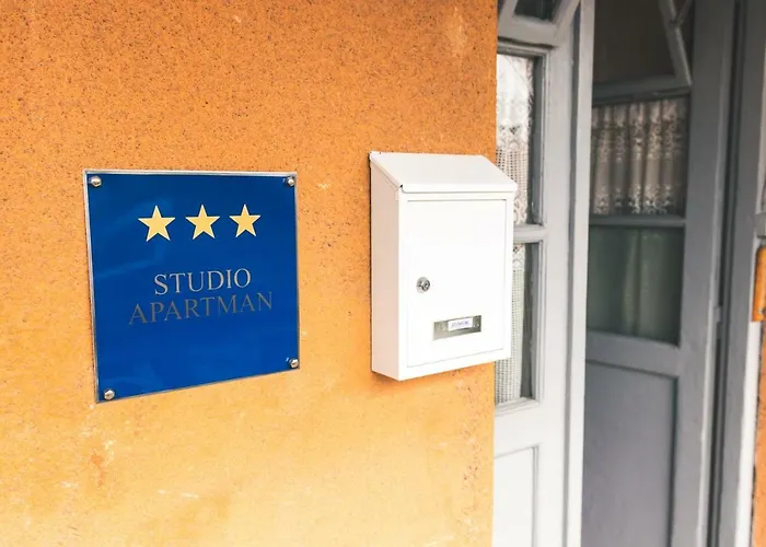 Newly Adapted Studio 88 With Free Parking
